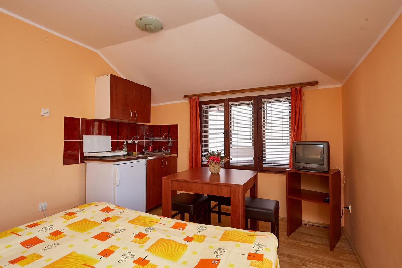 Apartmani Malica Soko Banja Ngoại thất bức ảnh
